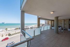 Rosato 60-terrazza sul mare Bari